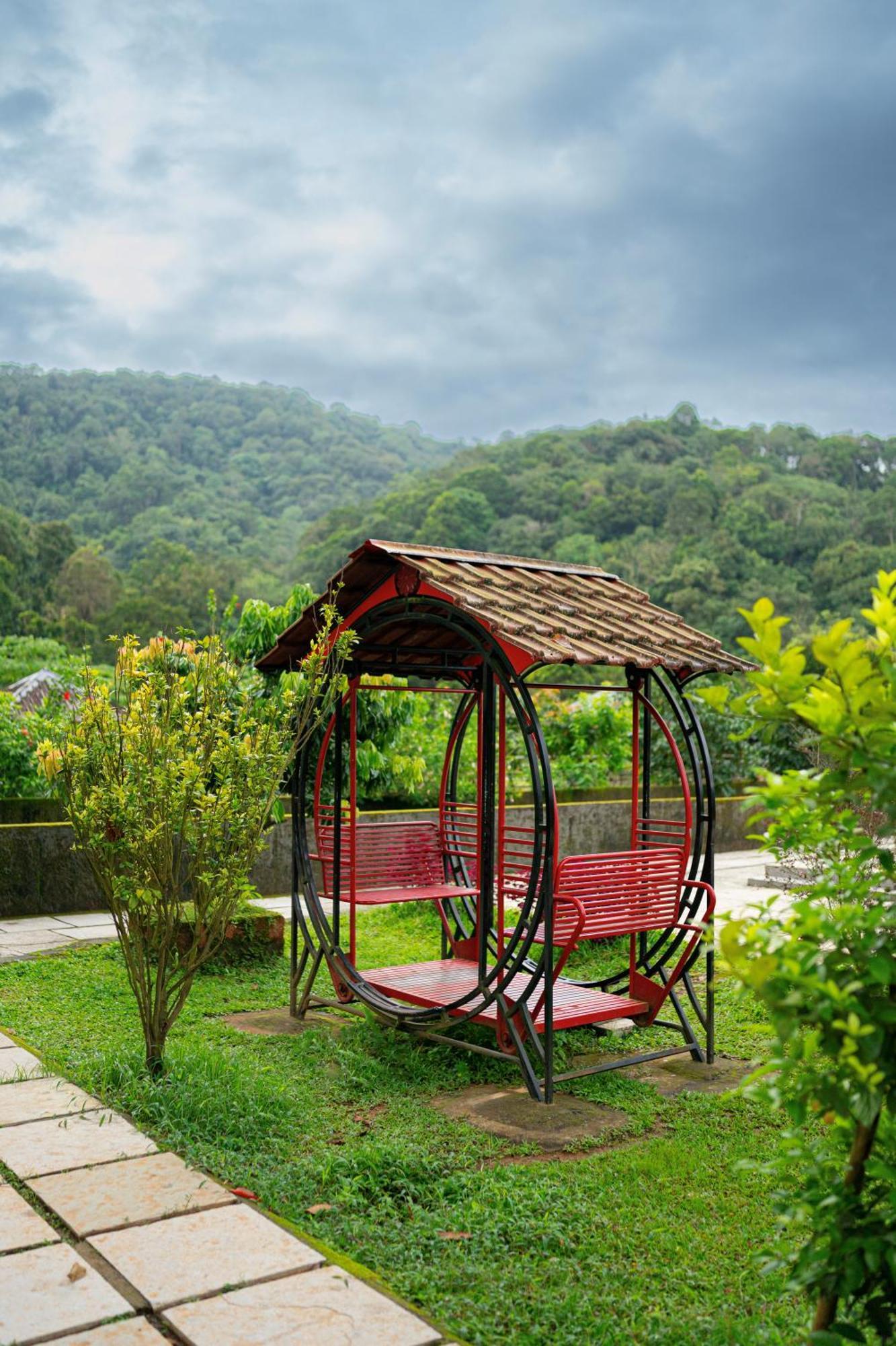 The Sanihara Hotel & Resort Vythiri Buitenkant foto