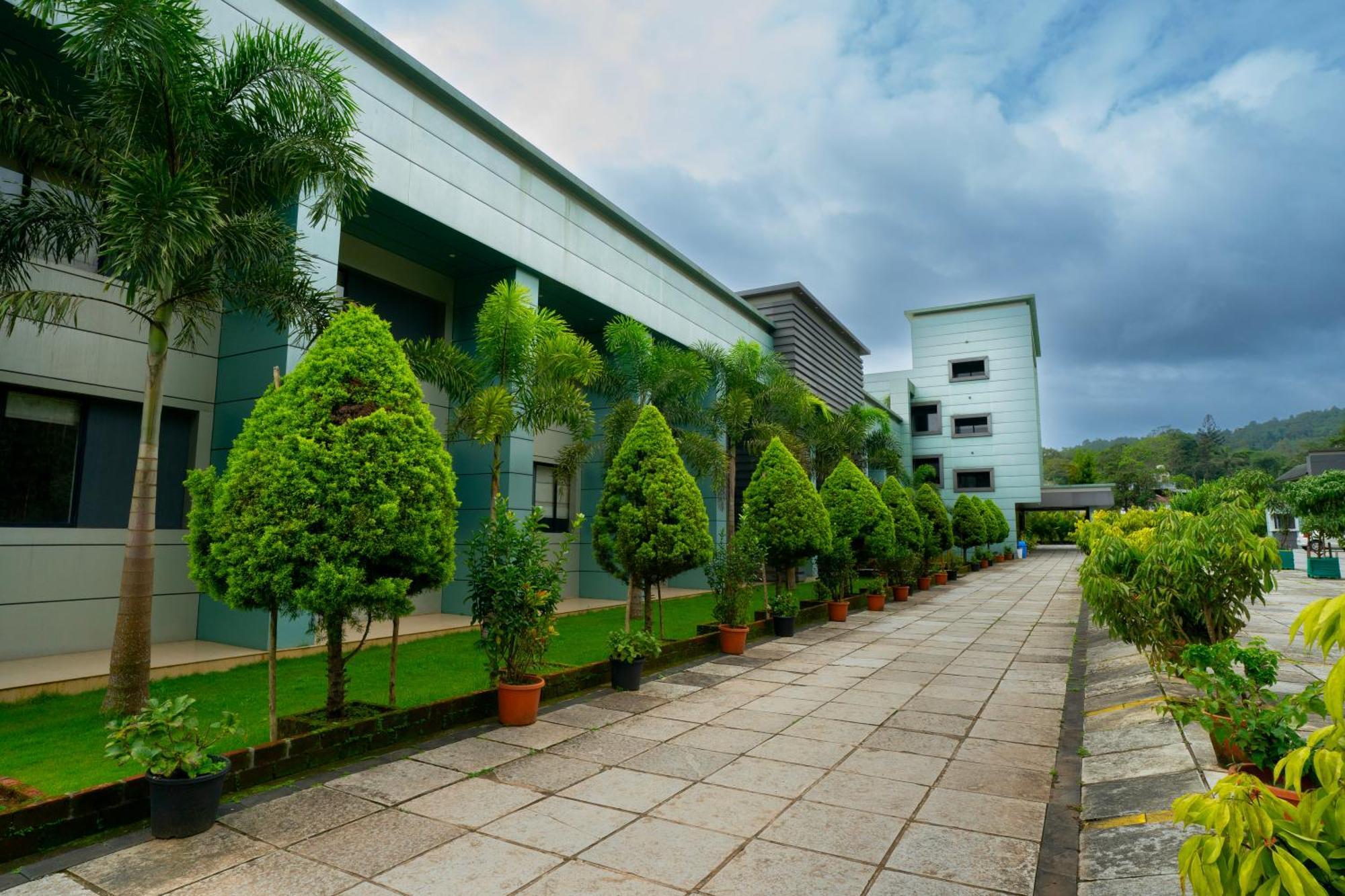 The Sanihara Hotel & Resort Vythiri Buitenkant foto